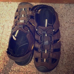 Keen brown men’s sandal